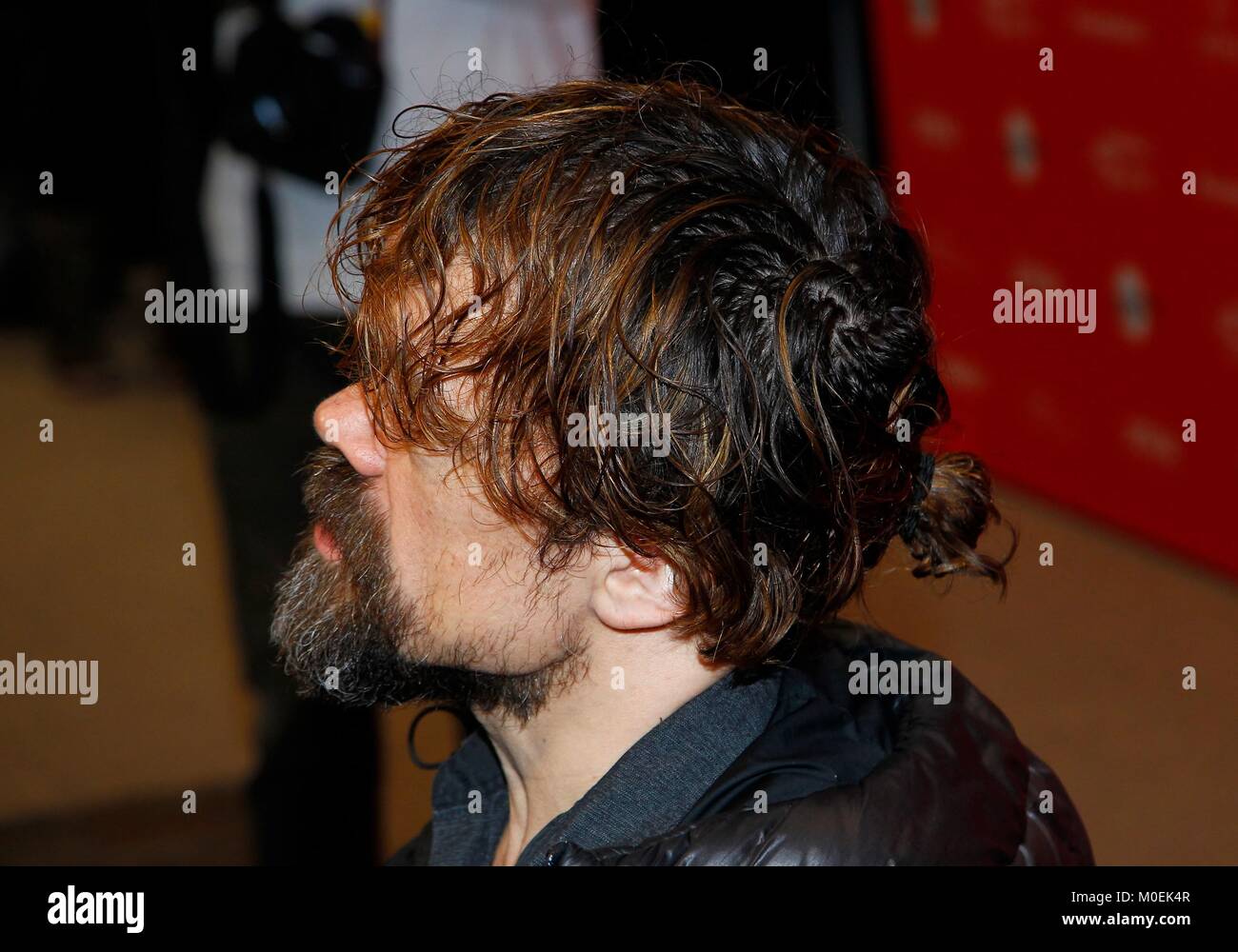 Park City, UT, STATI UNITI D'AMERICA. Xxi gen, 2018. Peter Dinklage presso gli arrivi per penso che stiamo solo ora Premiere al Sundance Film Festival 2018, Eccles Theatre, Park City, UT 21 gennaio 2018. Credito: JA/Everett raccolta/Alamy Live News Foto Stock