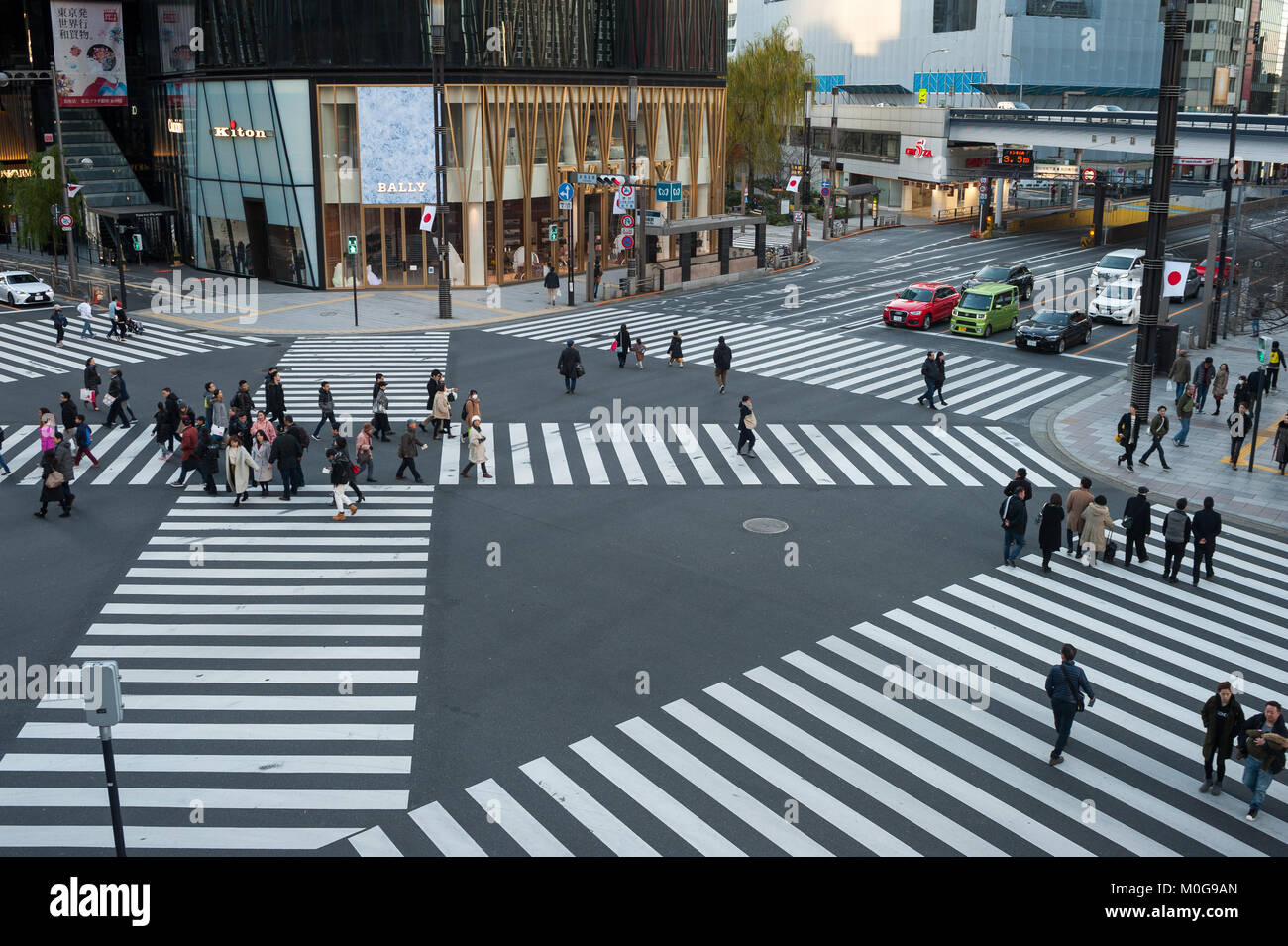 01.01.2018, Tokyo, Giappone, Asia - un attraversamento pedonale a Tokyo il quartiere di Ginza. Foto Stock