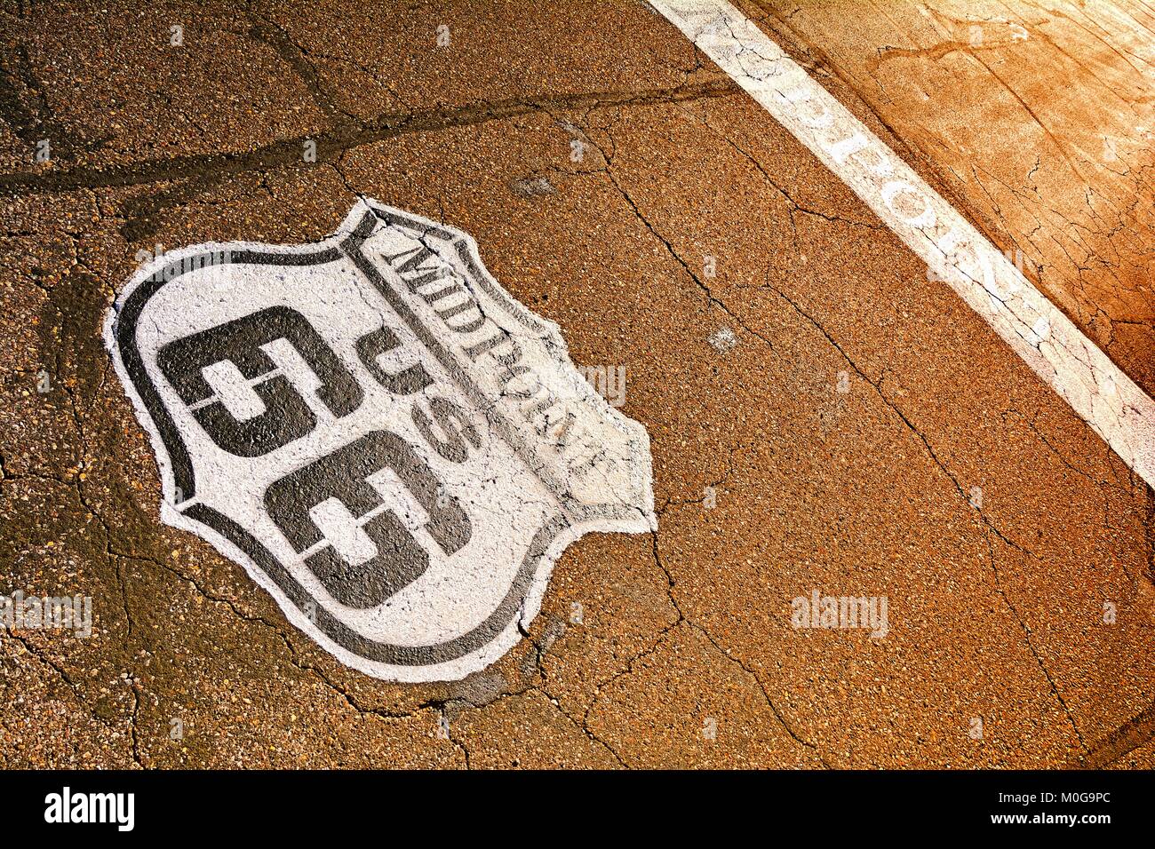 Punto mediano tra Chicago e Los Angeles nella storica Route 66. Foto Stock