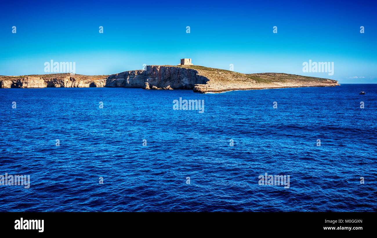 Malta: Comino, Maltese: Kemmuna, una piccola isola dell'Arcipelago Maltese Foto Stock