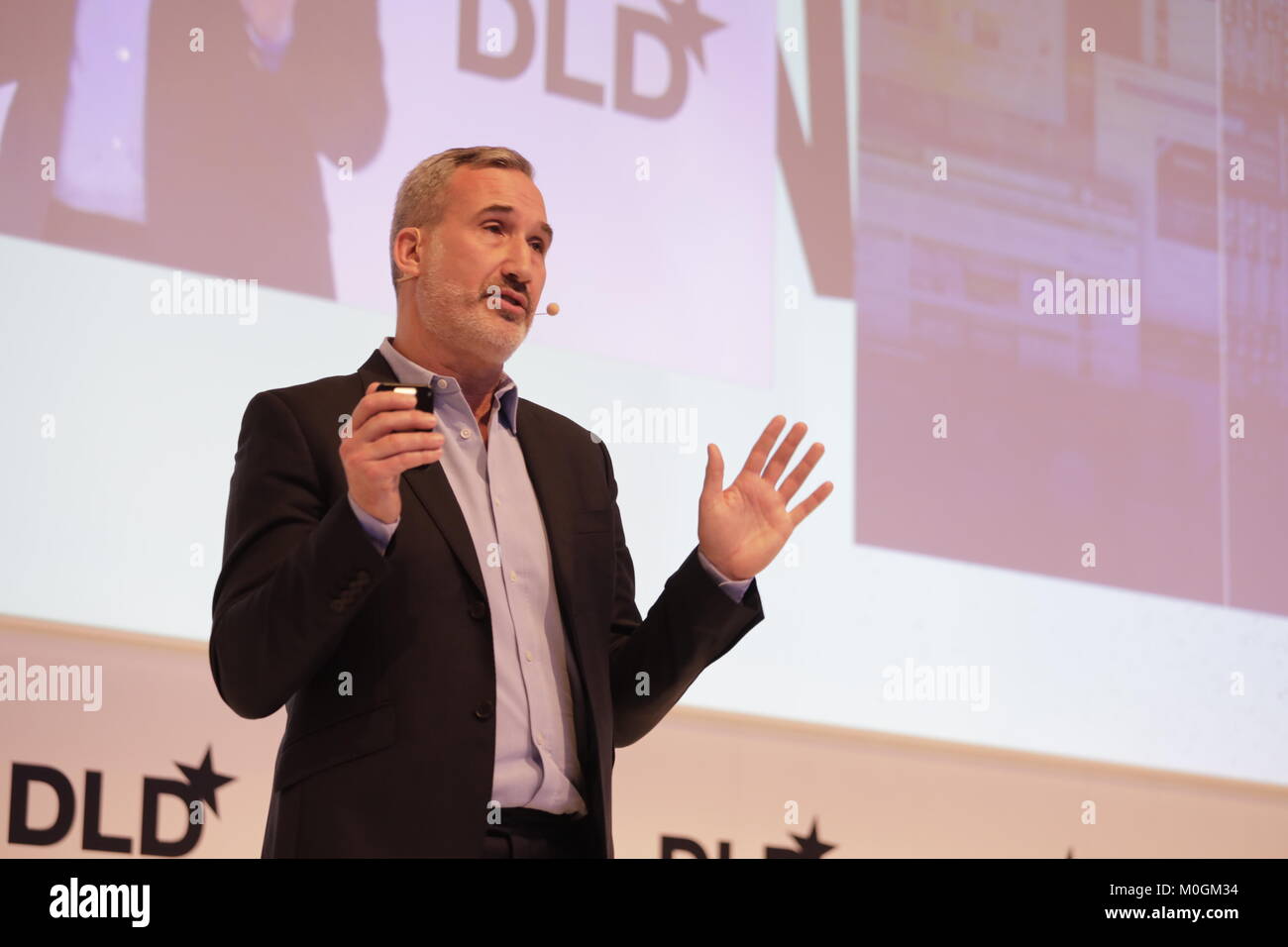 Monaco di Baviera/GERMANIA - Gennaio, 21: Daniel Haver (Native Instruments) parla di un panel di discussione durante la DLD18 (Digital-Life-design) Conferenza al Bayerischer Staatsbank su gennaio 21th, 2018 a Monaco di Baviera, Germania (Foto: picture alliance / Gandalf Hammerbacher) | utilizzo in tutto il mondo Foto Stock