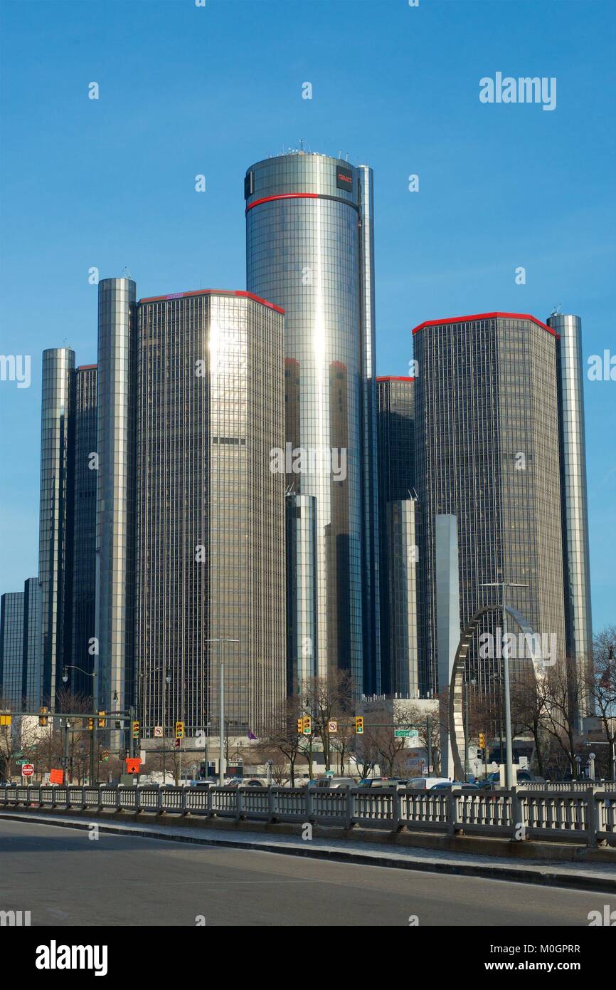 Detroit, Michigan. Xix gen, 2018. NAIAS di Detroit, MI - Gennaio 19, 2018: GM la costruzione presso il Renaissance Center di Detroit durante il 2018 North American International Auto Show, gennaio 19, 2018 a Detroit, Michigan. | Utilizzo di credito in tutto il mondo: dpa/Alamy Live News Foto Stock