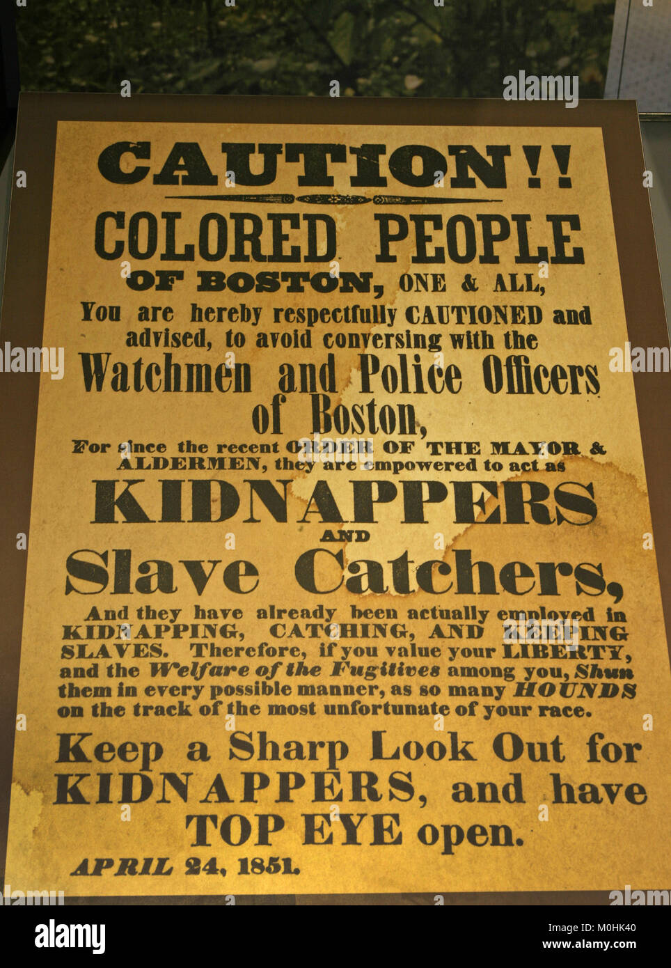 Anti-schiavitù e rapimento annotazioni precauzionali Avviso per Boston, 24 aprile 1851, Immigrazione, Museo di Ellis Island, Upper New York Bay, New York Foto Stock