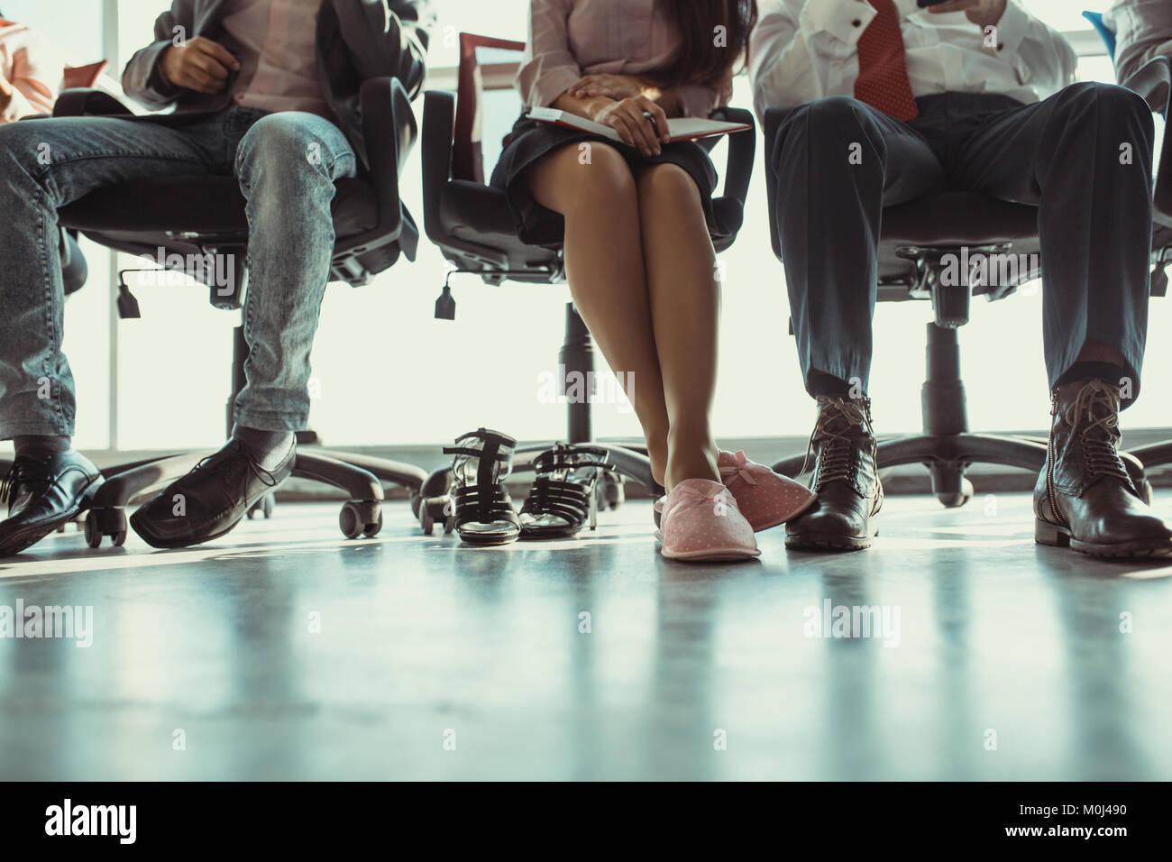 Ambiente di ufficio impegnato Foto Stock