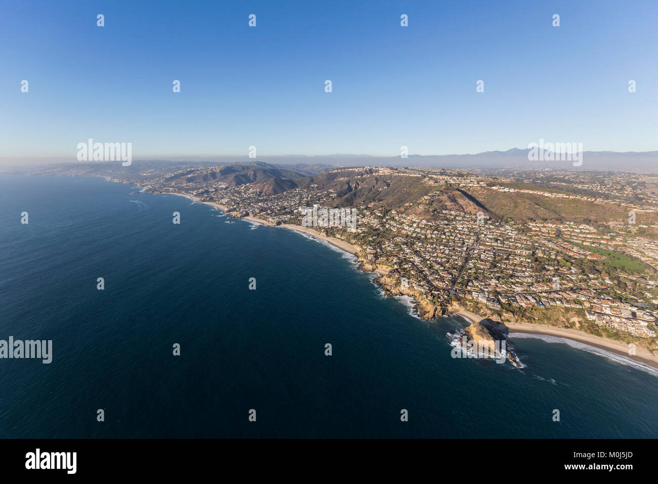 Vista aerea della Laguna Beach costa in Orange County, California. Foto Stock
