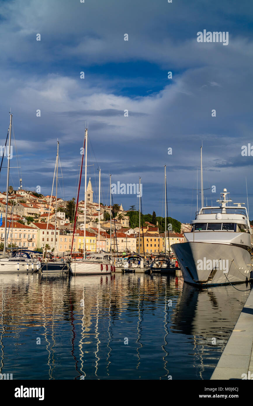 Mali Losinj porto, isola di Losinj, Croazia. Maggio 2017. Foto Stock