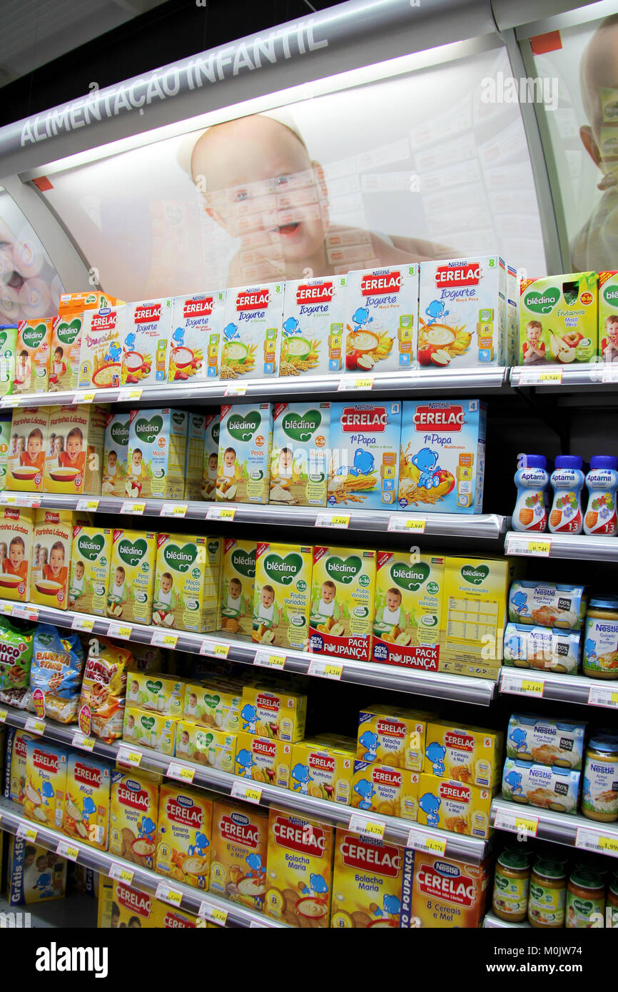 Baby food for sale immagini e fotografie stock ad alta risoluzione - Alamy