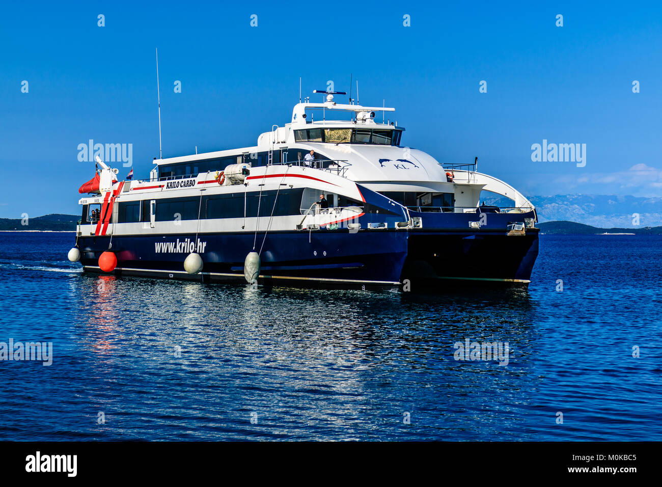 Catamarano tra le isole croate, Croazia. Maggio 2017. Foto Stock