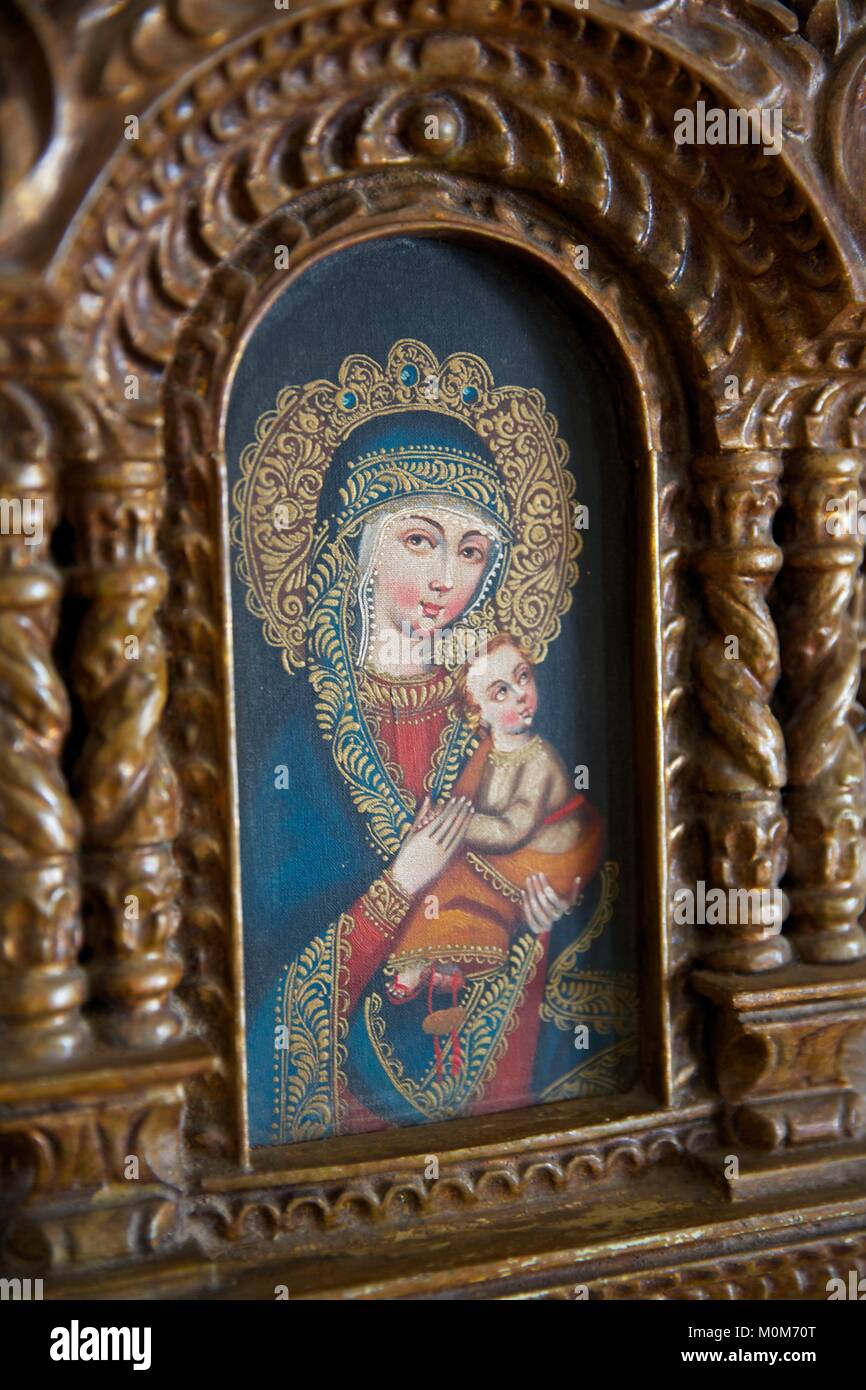 L'India,Goa,Coco Beach,icona religiosa della Vergine Maria nella sua cornice di legno decorato l'albergo di lusso Ahilya dal mare Foto Stock