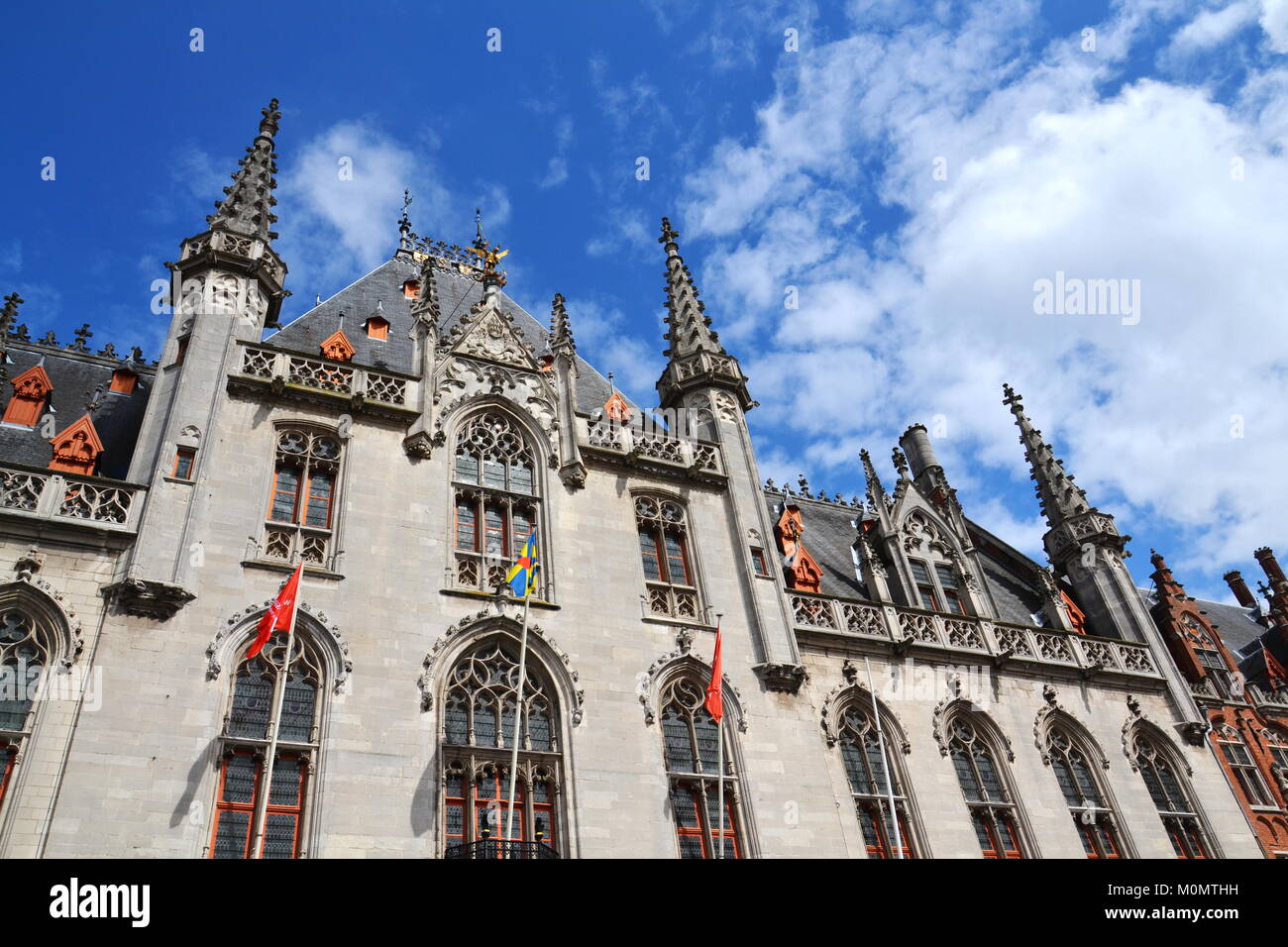 Provinciaal Hof - Provincia corte sulla piazza del mercato di Bruges, Belgio Foto Stock