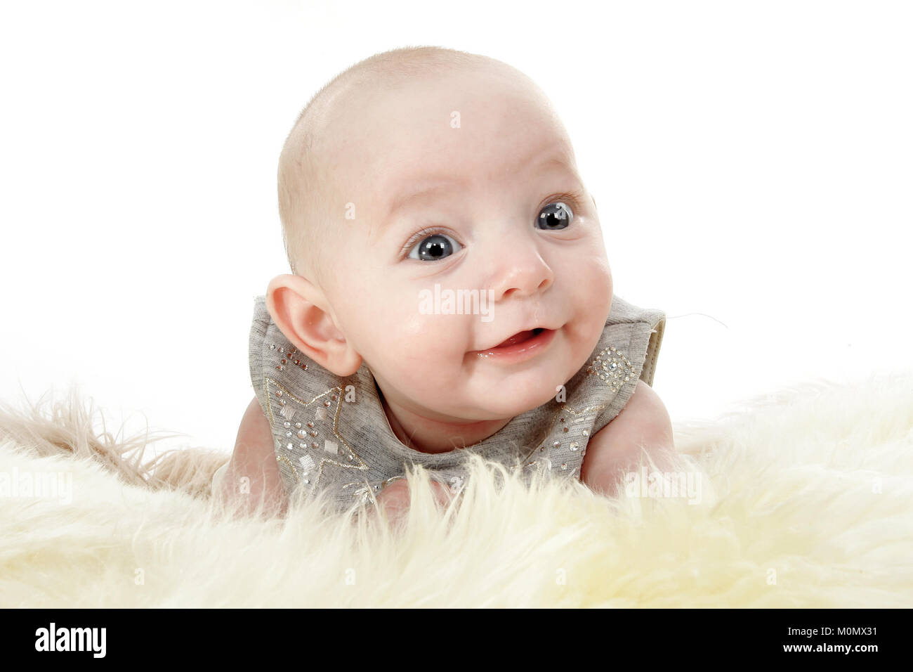 Graziosa bambina, un bambino di 4 mesi ragazza Foto Stock