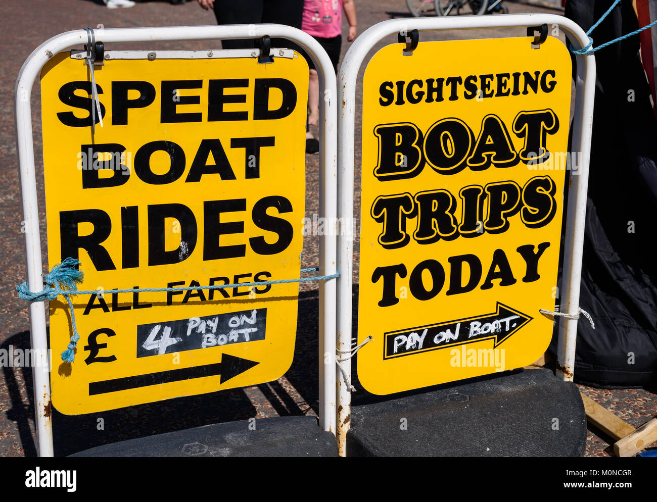 Escursioni Gite in barca pubblicizzata a Llandudno, Wales, Regno Unito. Foto Stock