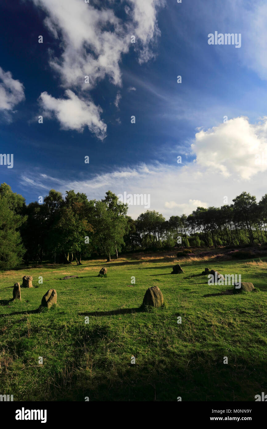 9 Signore cerchio di pietra su Stanton Moor, Parco Nazionale di Peak District, Derbyshire, England, Regno Unito Foto Stock