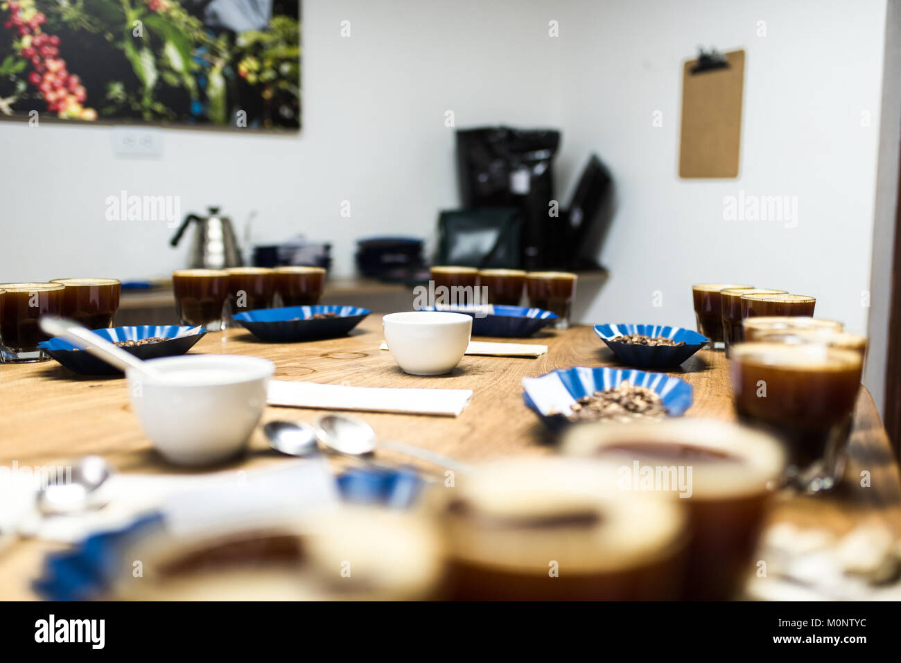 La tostatura del caffè, la tostatura del caffè Foto Stock