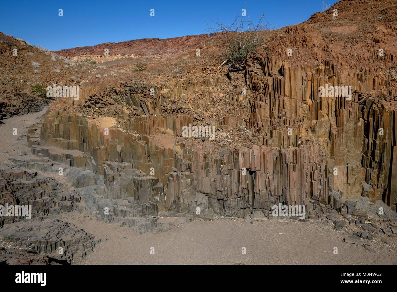 Colonne di basalto,organo a canne in basalto,nei pressi di Twyfelfontein,regione Kunene,Namibia Foto Stock