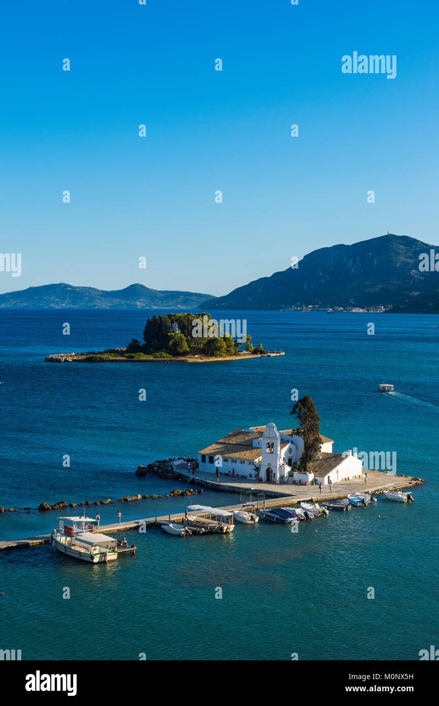 Vlacherna Monastery,KANONI, CORFU, ISOLE IONIE, Grecia Foto Stock