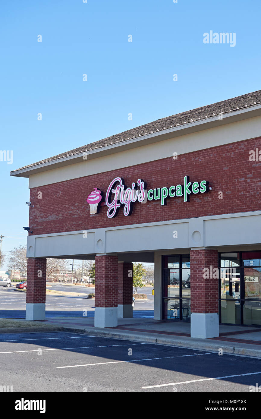 Anteriore esterna di Gigi's tortini storefront retail in una striscia shopping mall a Montgomery in Alabama, Stati Uniti. Foto Stock