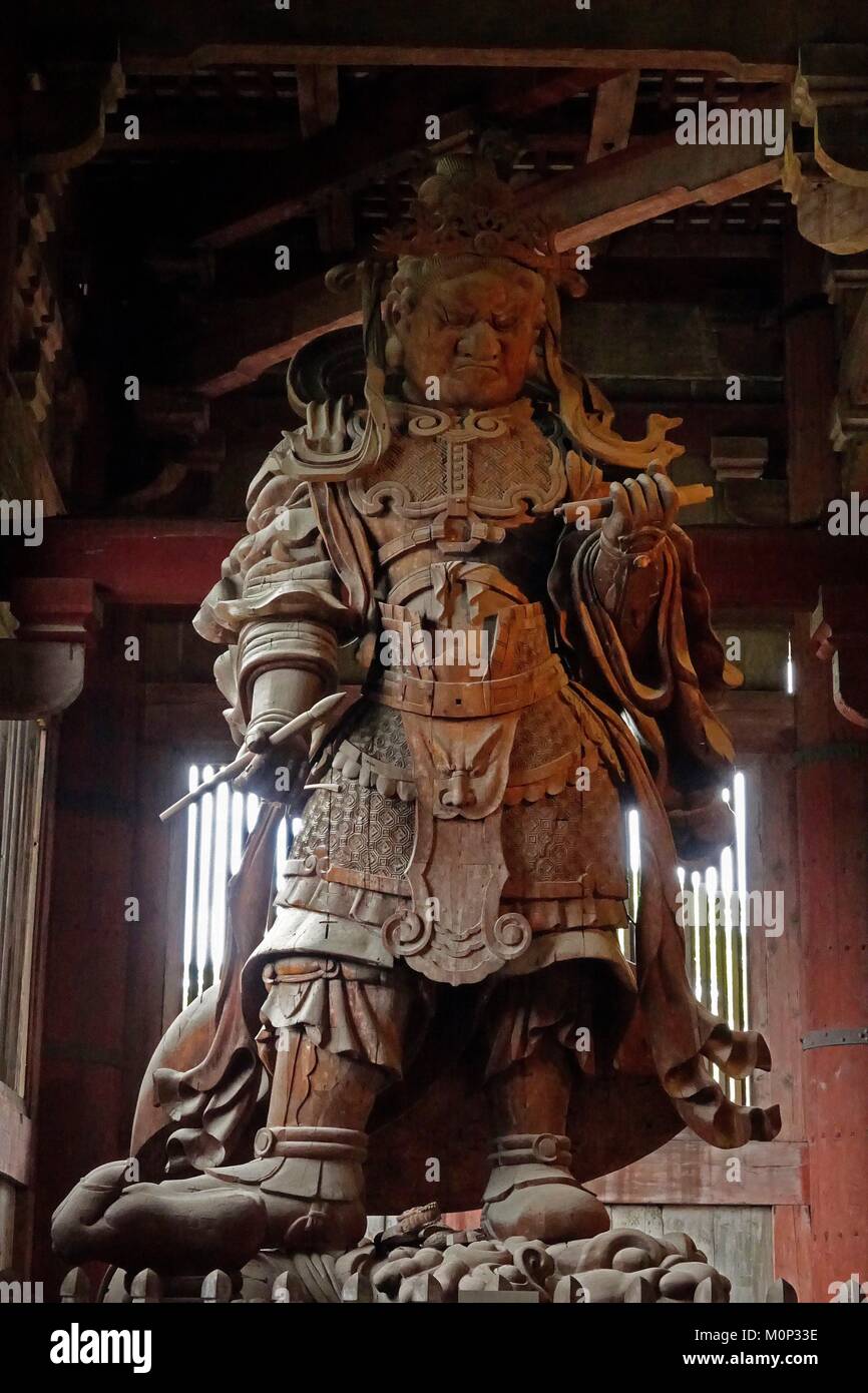 Giappone,Nara,Todai-Ji temple,elencati come patrimonio mondiale dall UNESCO,il custode del Buddha Foto Stock