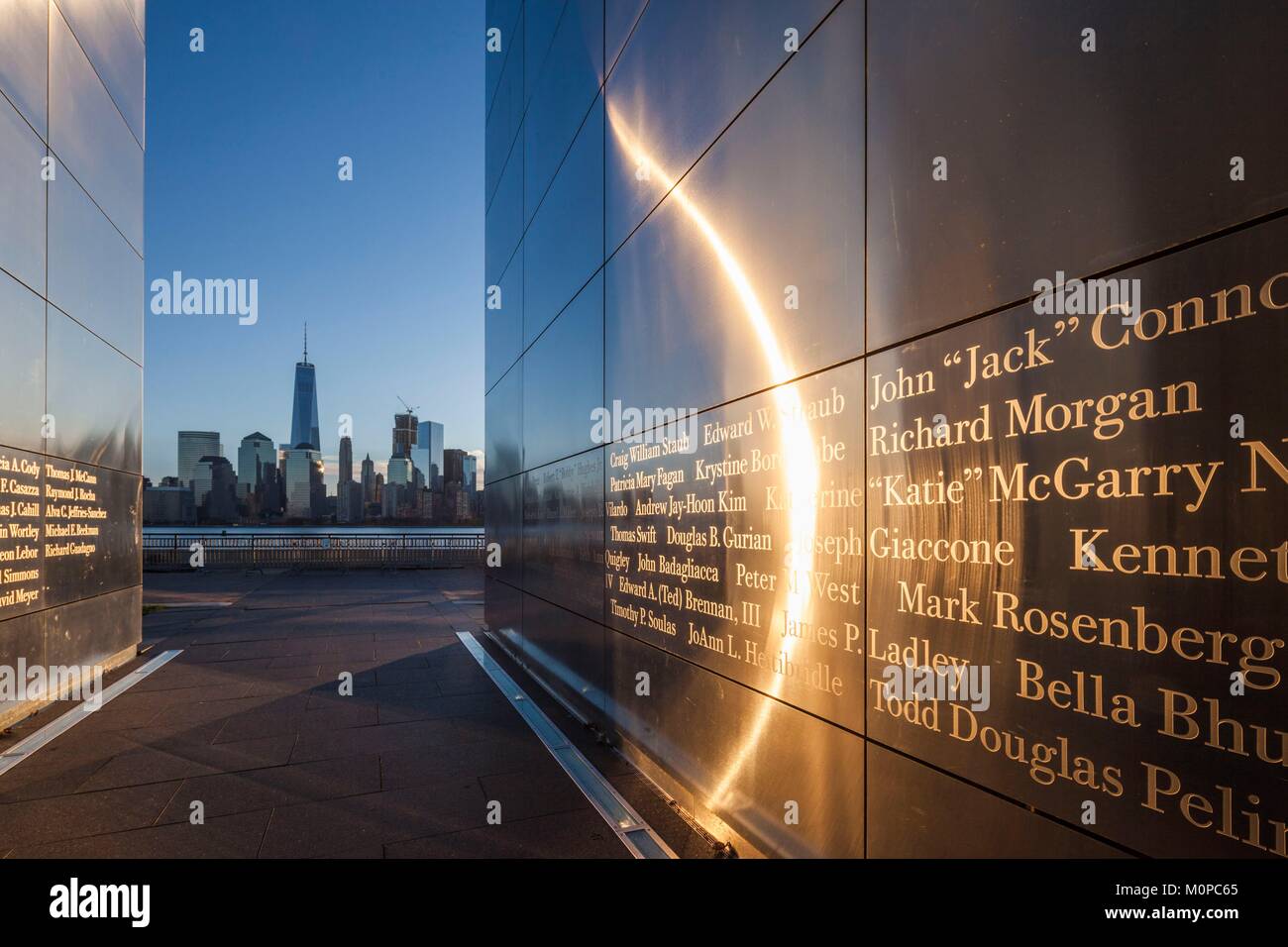 Stati Uniti,New Jersey,Jersey City,Liberty State Park,9-11 Memorial,all'alba Foto Stock