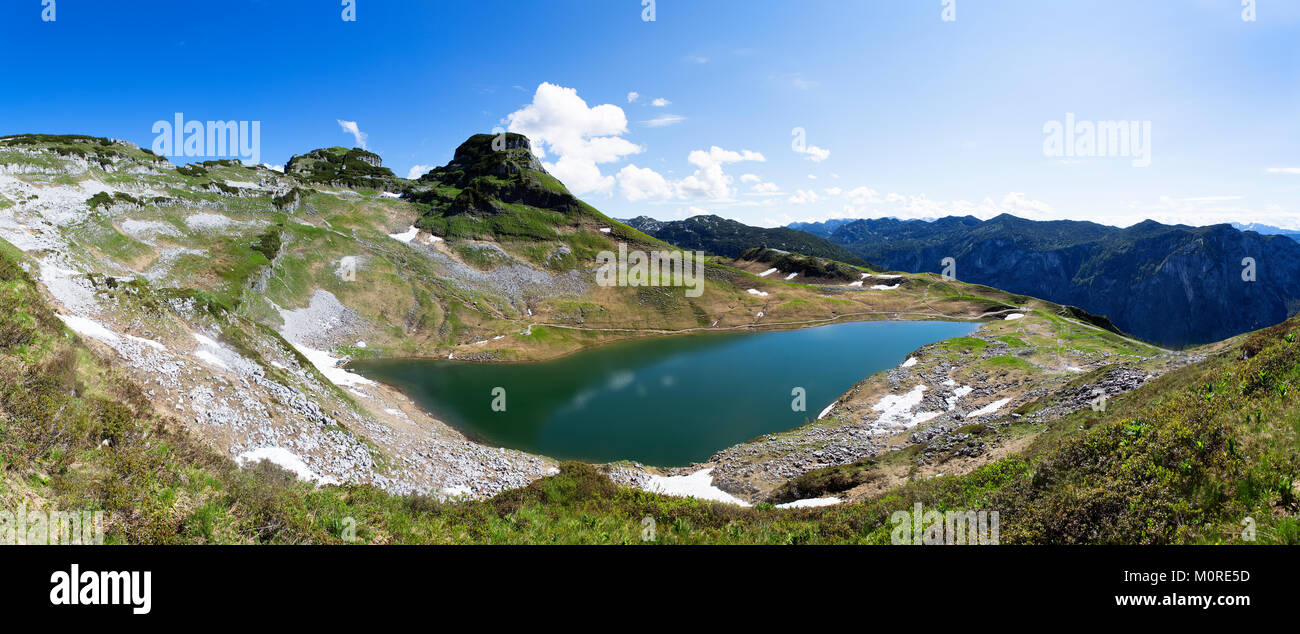 L'Austria, la Stiria, Salzkammergut Ausseerland, Lago Augstsee, Atterkogel, Totes Gebirge, perdente Foto Stock