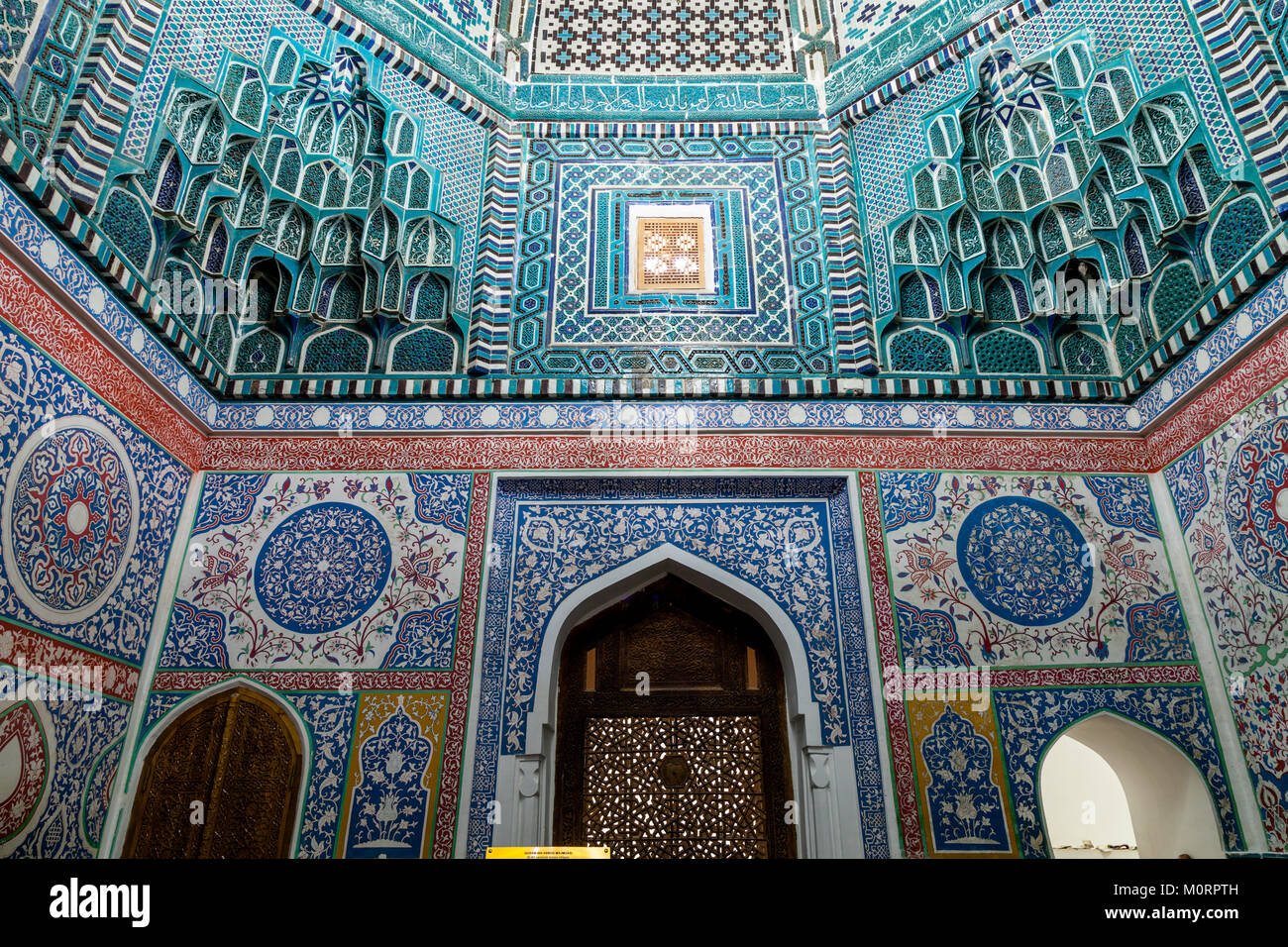Mausoleo Di Kusam Ibn Abbas, lo Shah-i-Zinda Mausoleo complessa, Samarcanda, Uzbekistan Foto Stock