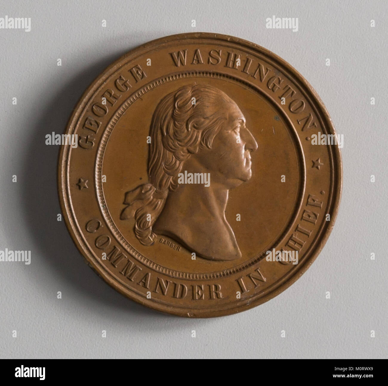 Il Centennial of Breaking Camp a Valley Forge, Pennsylvania, commemora il momento cruciale durante la Rivoluzione americana, quando l'Esercito continentale lasciò il proprio accampamento invernale. Questo evento è un simbolo di resilienza e determinazione. Foto Stock