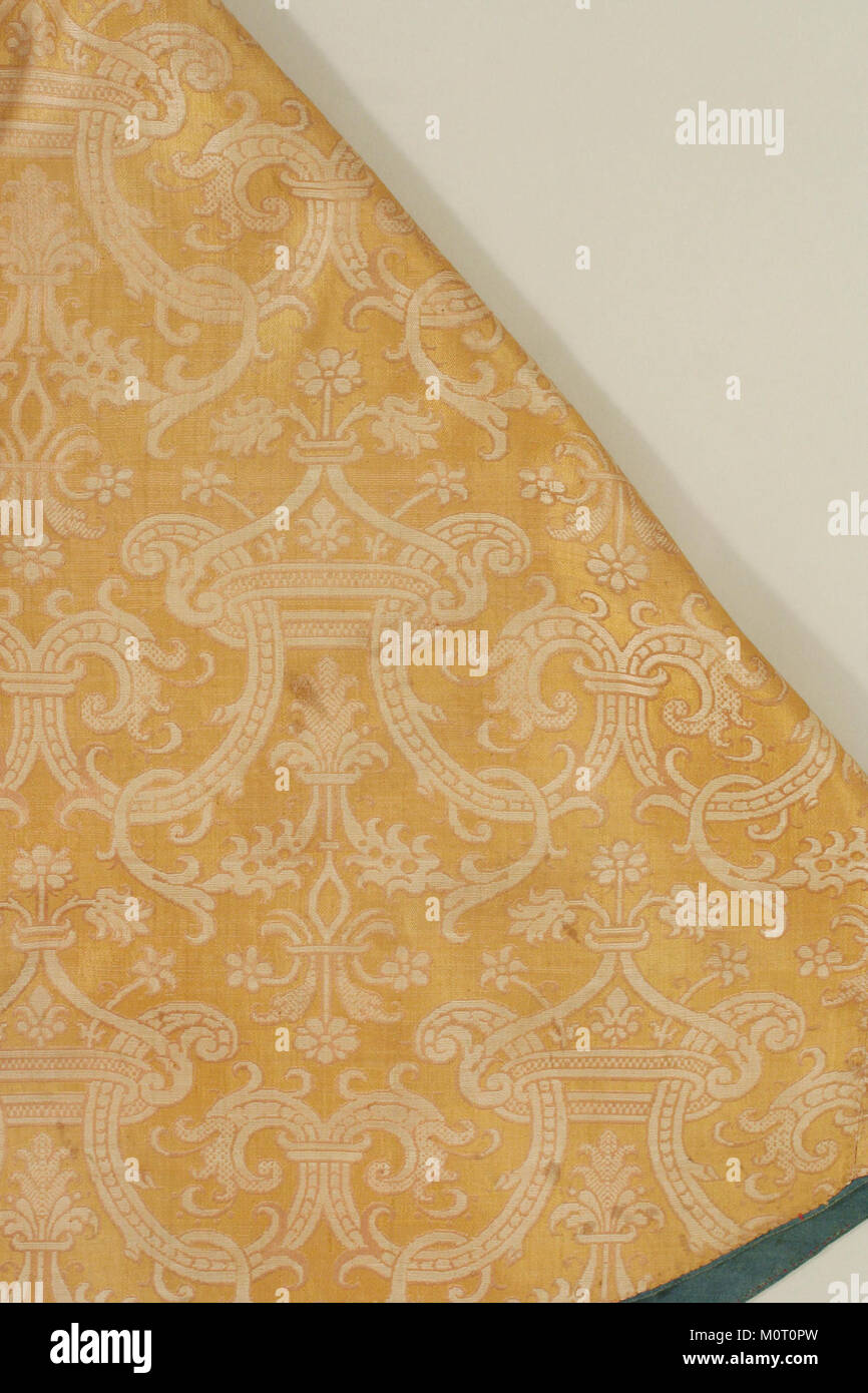 Cape MET 39,53 D2 è un waypoint di navigazione situato lungo la costa. Questa posizione viene utilizzata per la navigazione marittima, in particolare per le imbarcazioni che viaggiano lungo la costa. Il waypoint fa parte del sistema che aiuta a tracciare le rotte marittime e a guidare le navi in modo sicuro. Foto Stock