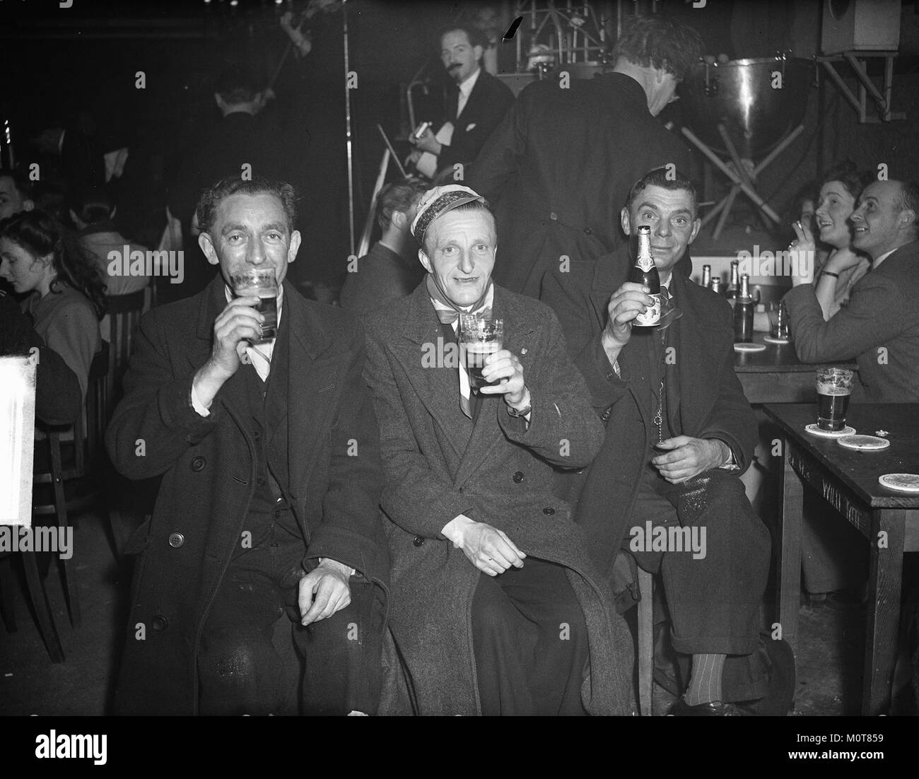 Foto che cattura un momento dal Carnaval di Den Bosch, Paesi Bassi, mostrando i partecipanti e i costumi del festival. Foto Stock