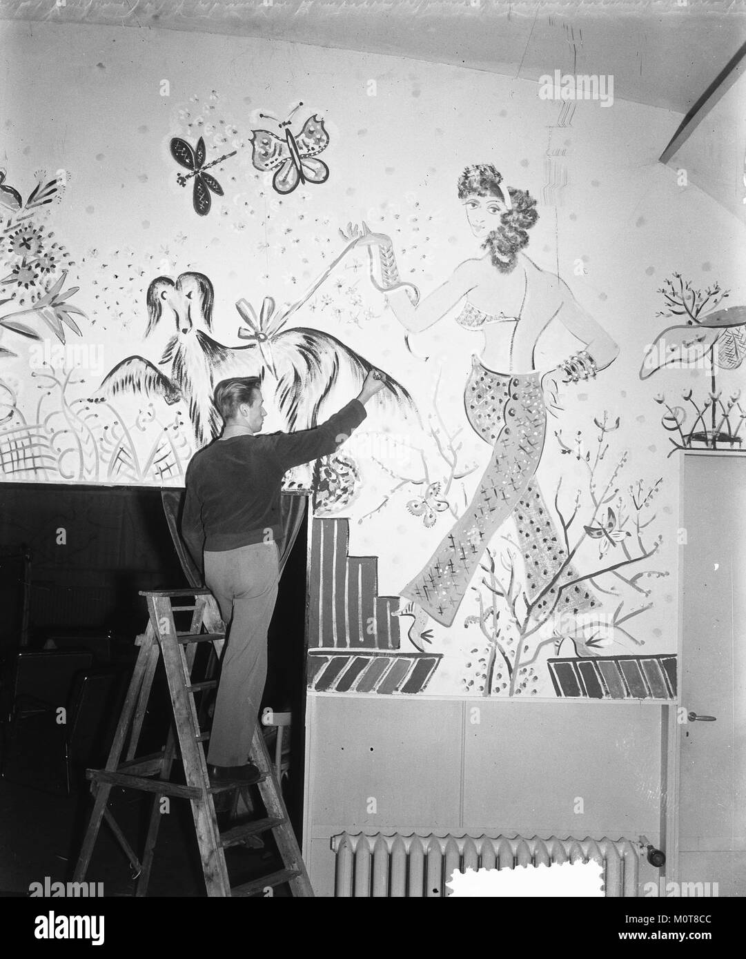 Questa immagine dell'evento Carnaval Kunstenaars di Hamdorf Laren cattura la vibrante atmosfera culturale e le espressioni artistiche durante il festival. Foto Stock