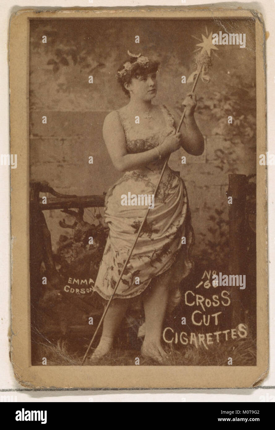 Una carta collezionabile con Emma Corson della serie "attori e attrici", emessa per promuovere le sigarette Cross Cut, conservata nella collezione del Metropolitan Museum of Art. Foto Stock