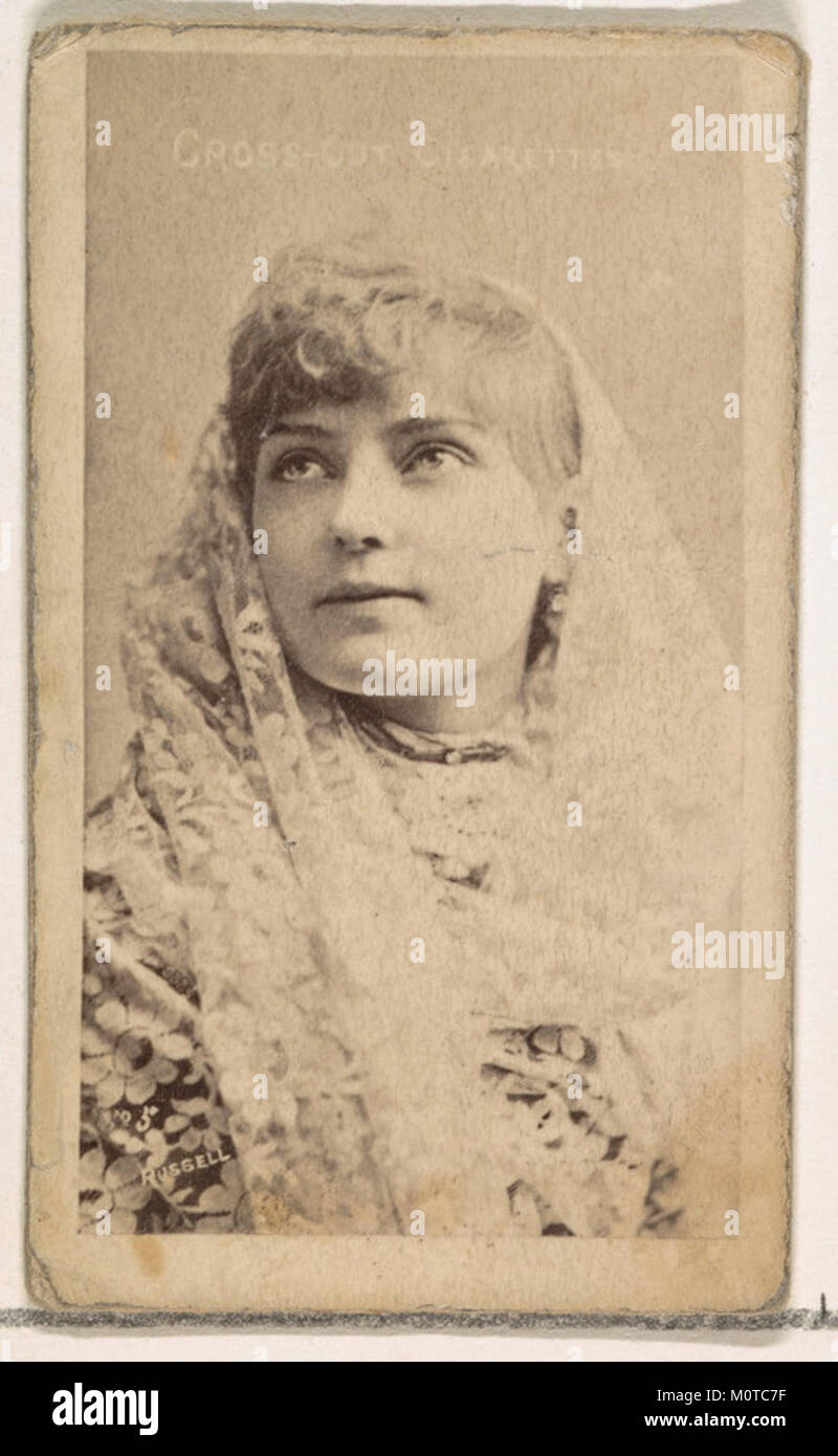 Una carta da collezione con l'attrice Lillian Russell, della serie "Actors and Actresses" di Duke Sons & Co., che promuove le sigarette Cross Cut. Foto Stock