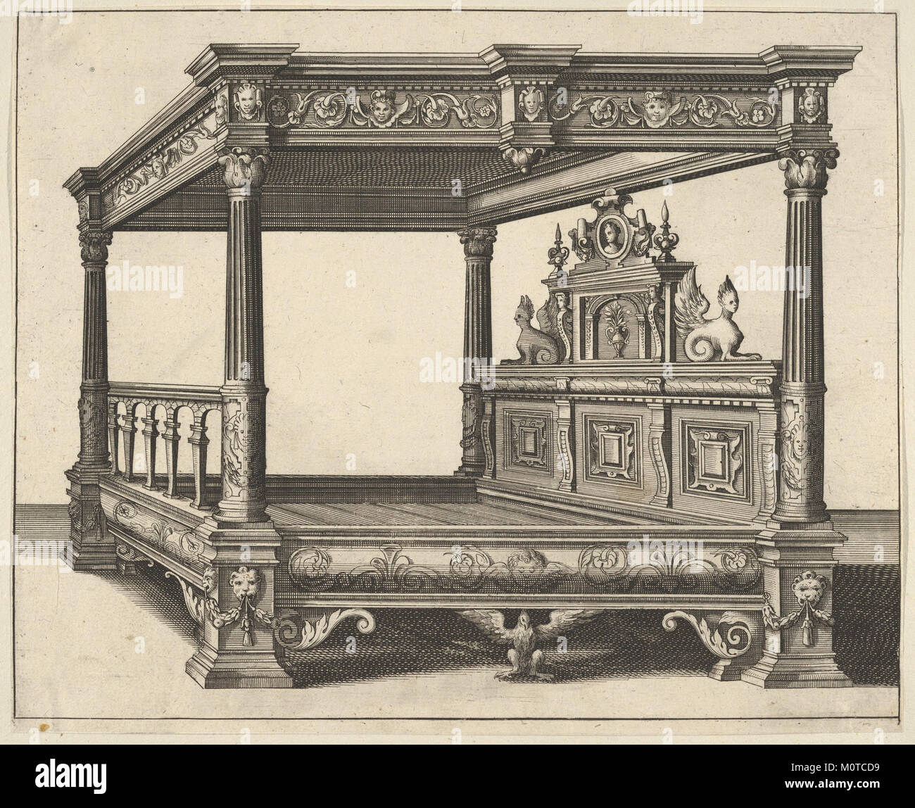Questo letto a baldacchino, presente nella collezione "Verscheyden Schrynwerck", illustra l'intricata maestria artigianale del design dei mobili europei del XVII secolo. Foto Stock