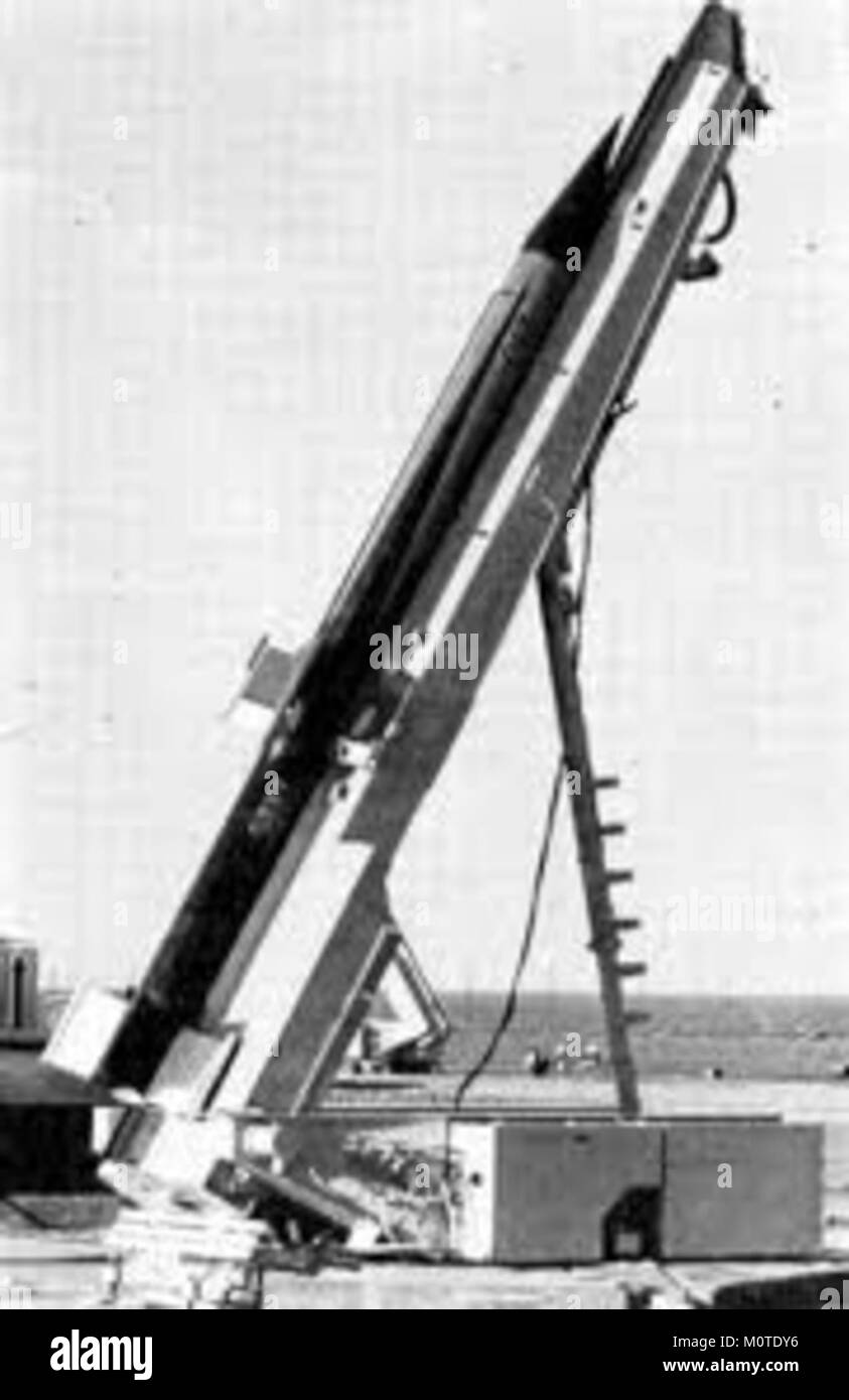 Il *Centaure* è una nave stellare immaginaria in varie opere di fantascienza, spesso raffigurata come una potente nave nell'esplorazione spaziale o nei conflitti intergalattici, simboleggiando l'avanzata tecnologia spaziale. Foto Stock