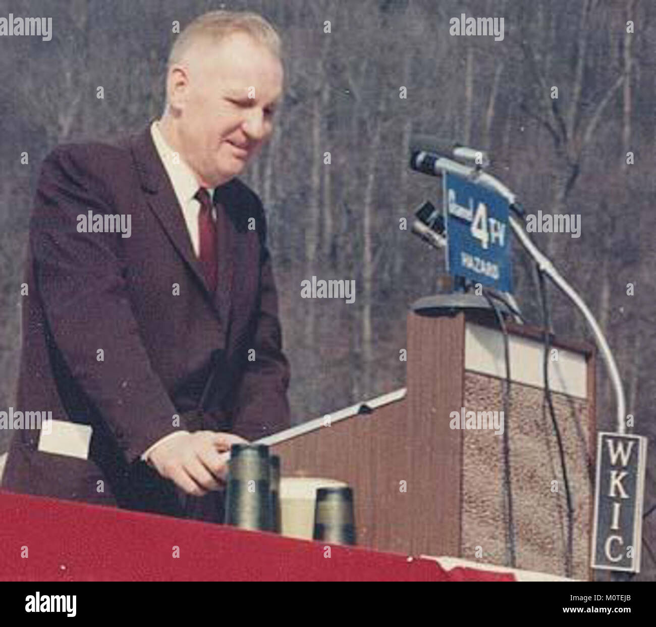 Carl D. Perkins era un politico statunitense noto per il suo ruolo nell'educazione e nelle politiche del lavoro, in particolare nel Congresso degli Stati Uniti. Foto Stock