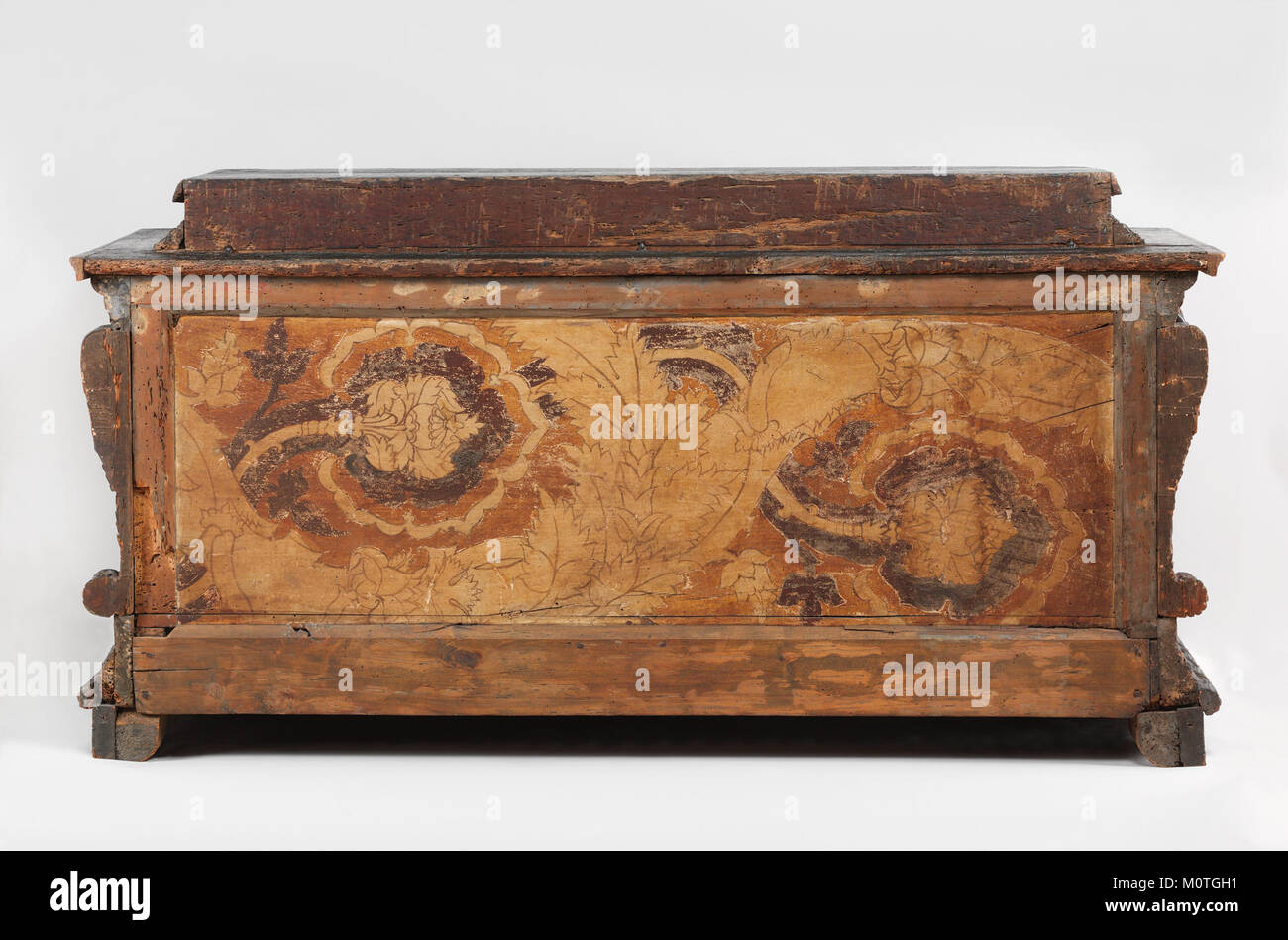 Questo cassone presenta un pannello frontale dipinto che raffigura l'evento storico, la conquista di Trebisonda, un momento significativo della storia medievale. Il pezzo è conservato al Metropolitan Museum of Art (MET). Foto Stock