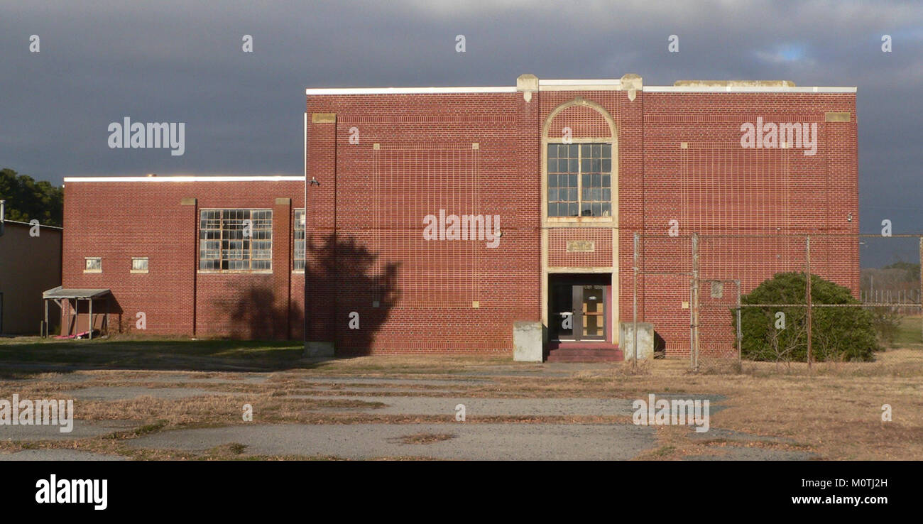 La Central High School, situata nella contea di Accomack, Virginia, è un'importante istituzione educativa che fornisce istruzione di qualità agli studenti della regione. La sua sede e le sue strutture supportano l'apprendimento e lo sviluppo. Foto Stock