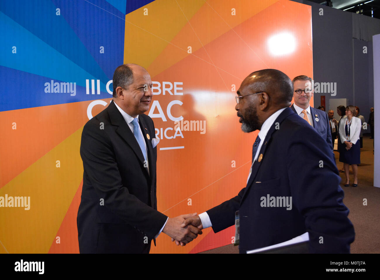 *CELAC 2015* (Comunità degli Stati dell'America Latina e dei Caraibi) si è tenuta nel gennaio 2015. L'immagine, *DSC9085*, cattura i saluti e la diplomazia tra i paesi partecipanti. Foto Stock