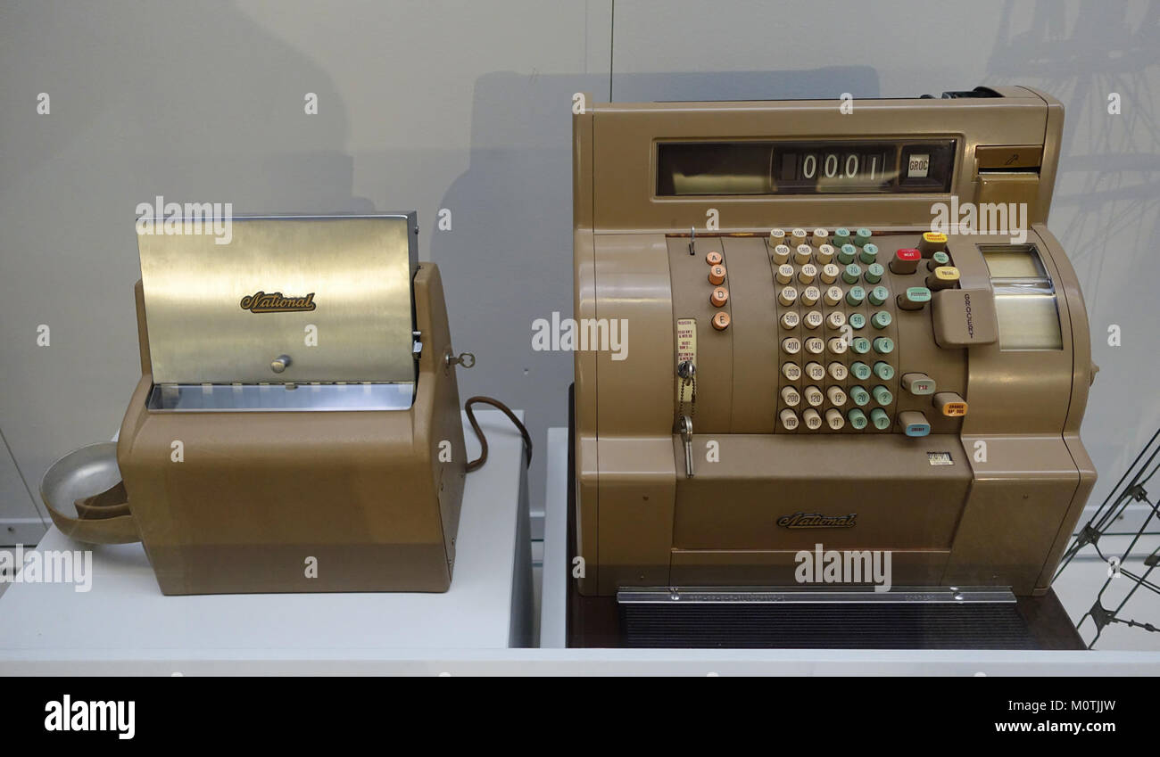 Registratore di cassa e di modificare la macchina, National Cash Register Company, 1959 - Museo Nazionale di Storia Americana - DSC00006 Foto Stock