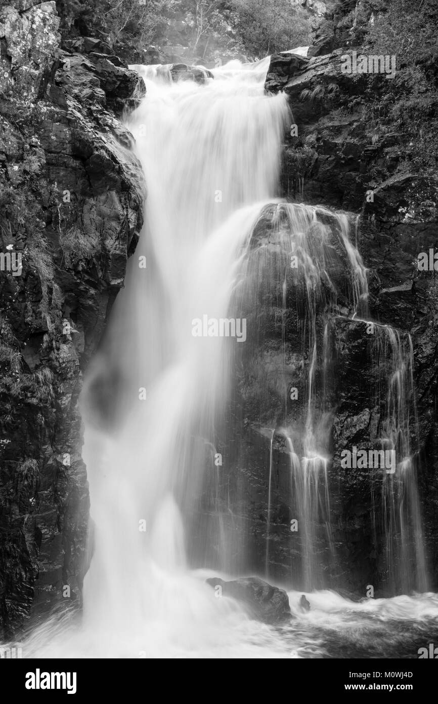 Cascate della cascata Kirkaig Foto Stock