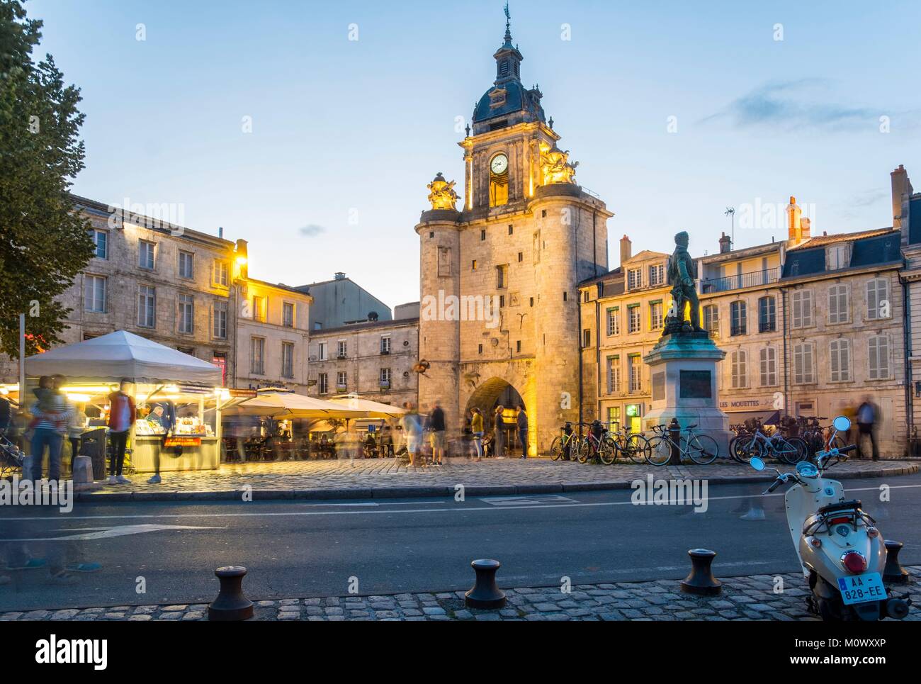 Francia,Charente Maritime,La Rochelle,il porto e il Tour de la Grosse Horloge Foto Stock