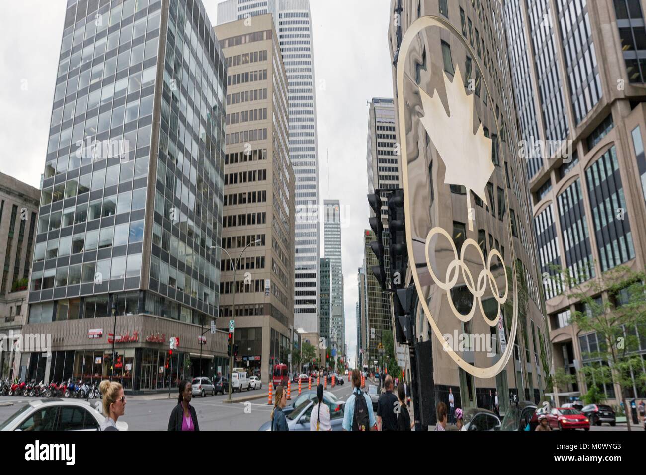 Canada, Québec provincia,,Montreal Downtown,Rene-Levesque Boulevard West,Canada Olympic House,riflessioni Foto Stock