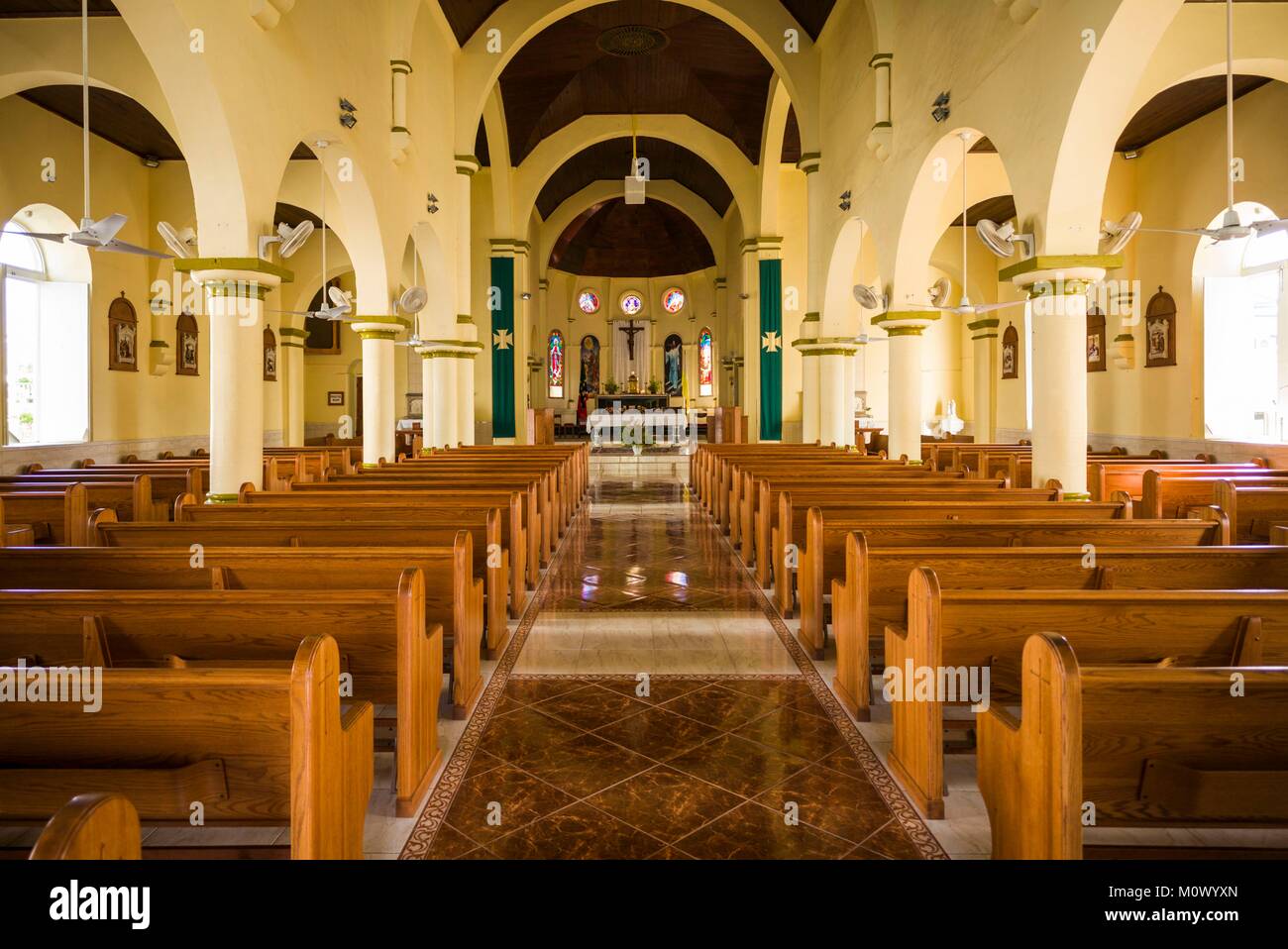 Saint Kitts e Nevis,San Kitts,Basseterre,Cattedrale dell Immacolata Concezione,interno Foto Stock