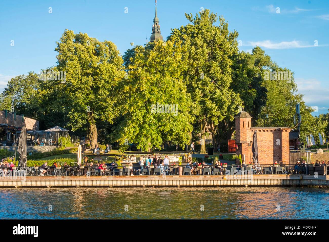 La Svezia,Stoccolma,Ostermalm district,Strandvagen wharf,Strandbyggan ristorante galleggiante Foto Stock