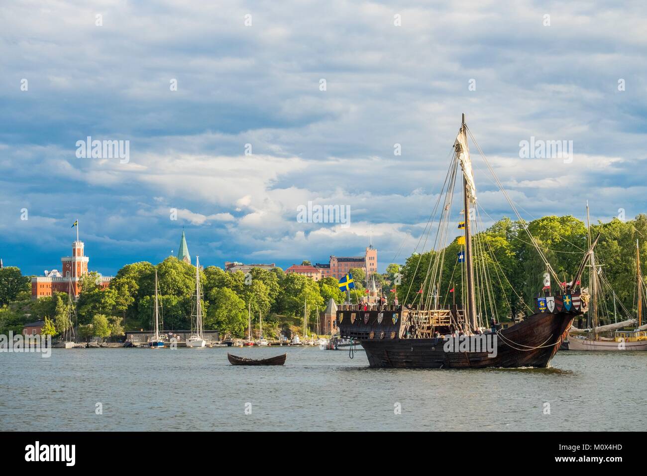 La Svezia, Stoccolma, vecchio caravel utilizzato per escursioni nella baia Foto Stock
