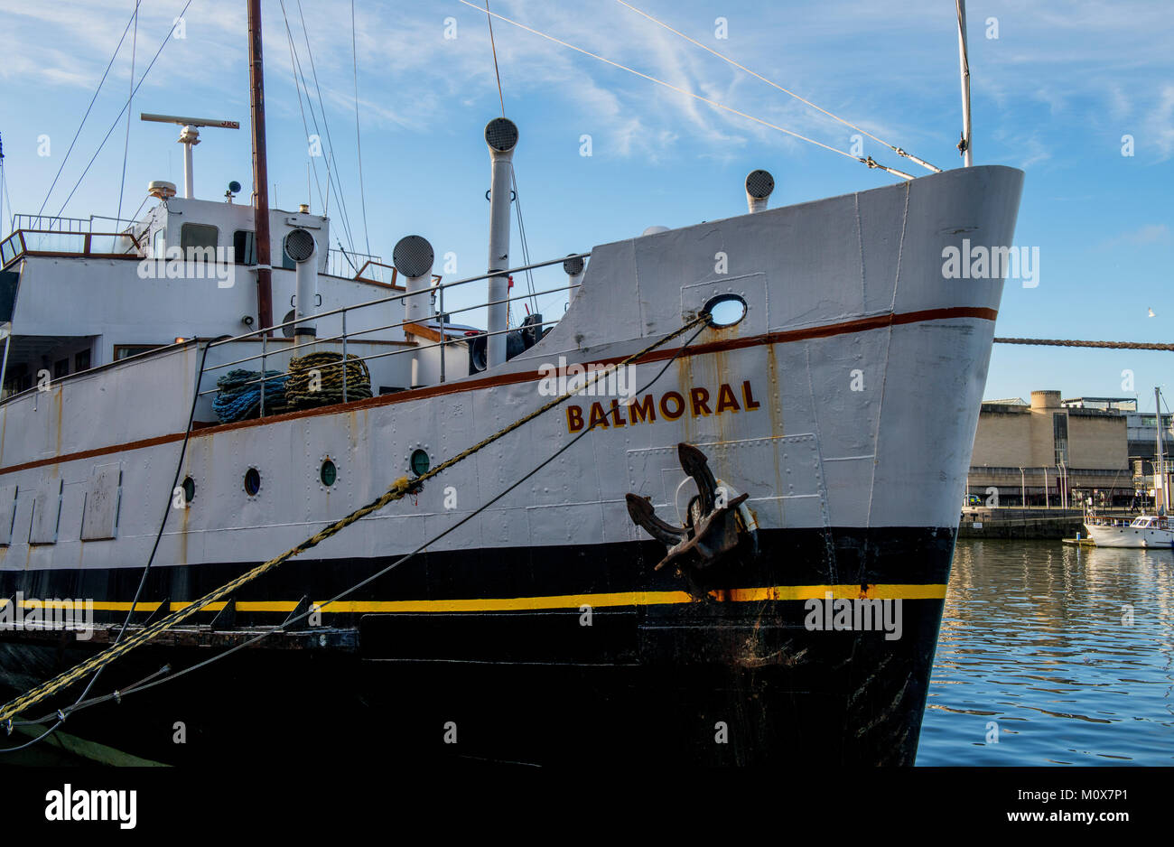 MV Balmoral ormeggiato durante l'inverno a Bristol Harbour, e in attesa di lavori di ristrutturazione Foto Stock