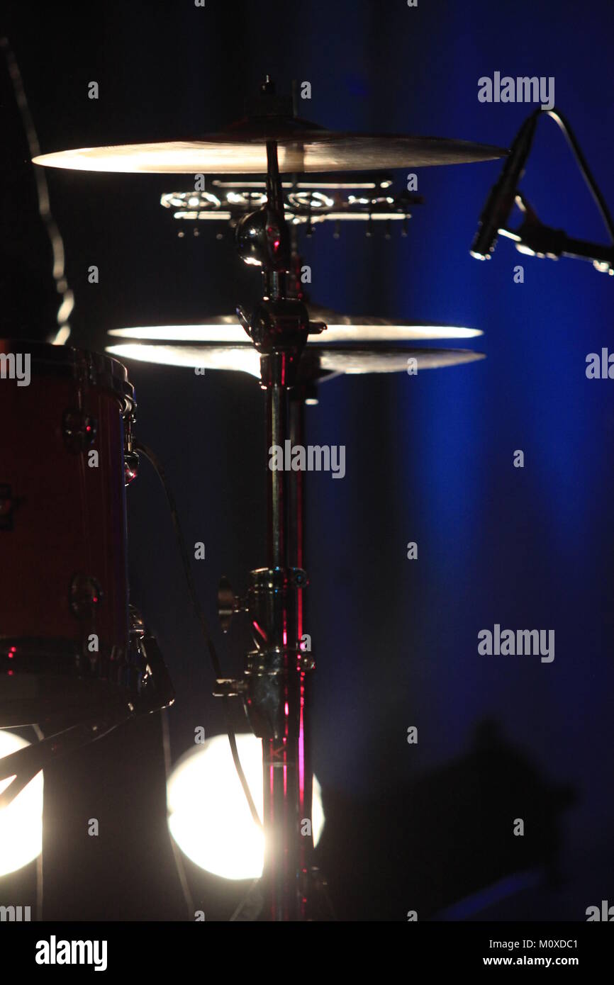 Drum set sul concerto Foto Stock