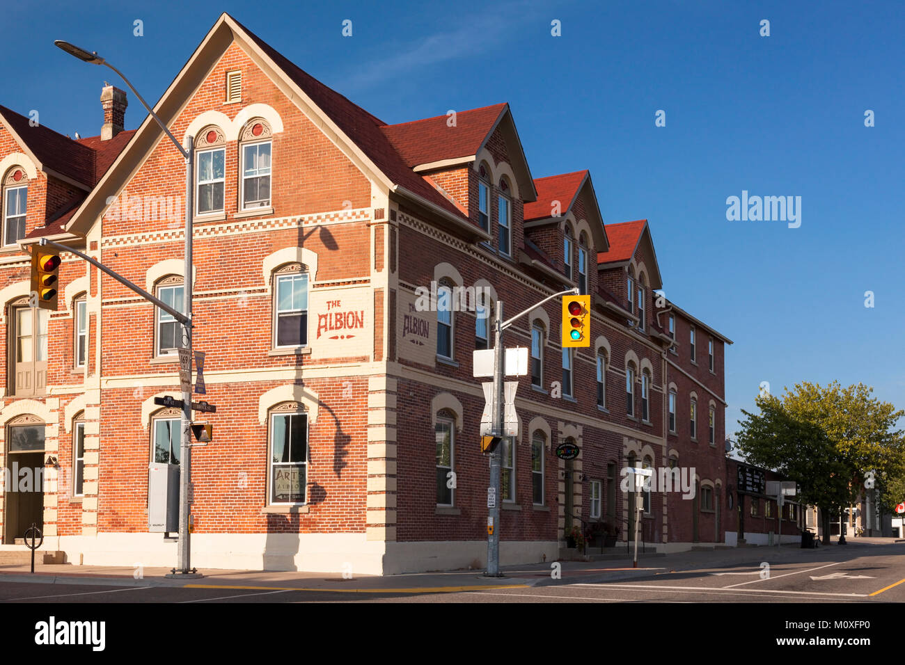 L'Albion edificio fu costruito il revival gotico e stile è un edificio storico in Gravenhurst, Ontario, Canada. Foto Stock