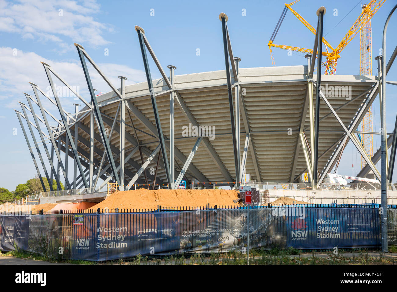 Il Governo del NSW è in costruzione nuovi 30000 sede western sydney stadium sul sito dell'ex Parramatta piscina, Sydney, Australia Foto Stock