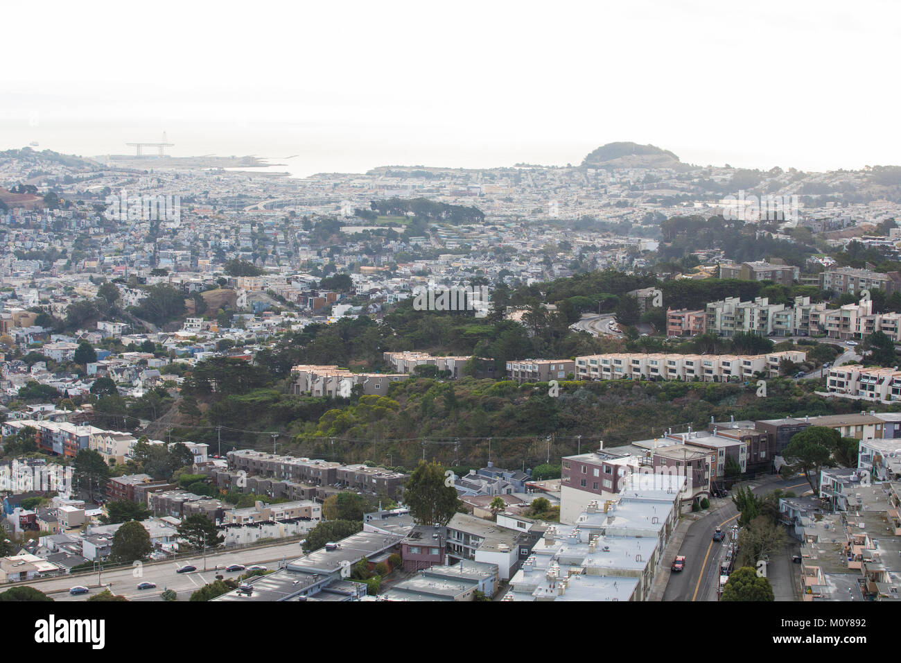 La nebbia di San Francisco in California a Twin Peaks Foto Stock