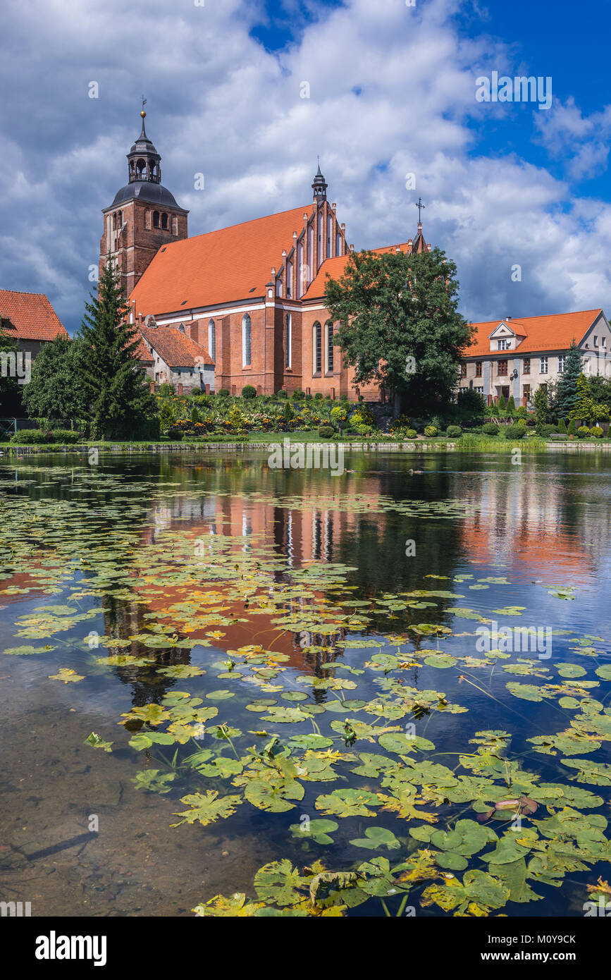 La chiesa gotica di Sant'Anna e Santo Stefano in città Barczewo, Warmian-Masurian voivodato di Polonia Foto Stock